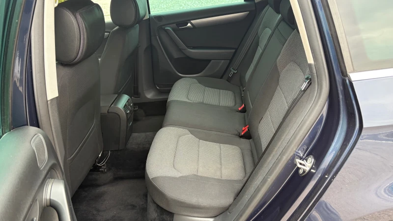 VW Passat 2.0tdi, снимка 13 - Автомобили и джипове - 53539574