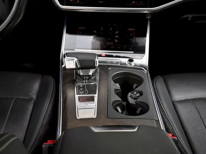 Audi A6 * Technik* S-line* , снимка 12 - Автомобили и джипове - 53708163