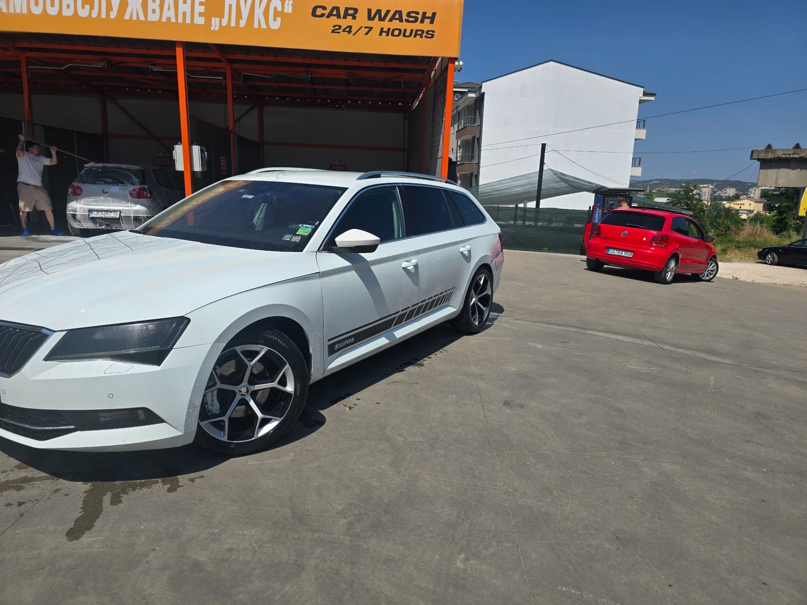 Skoda Superb, снимка 1