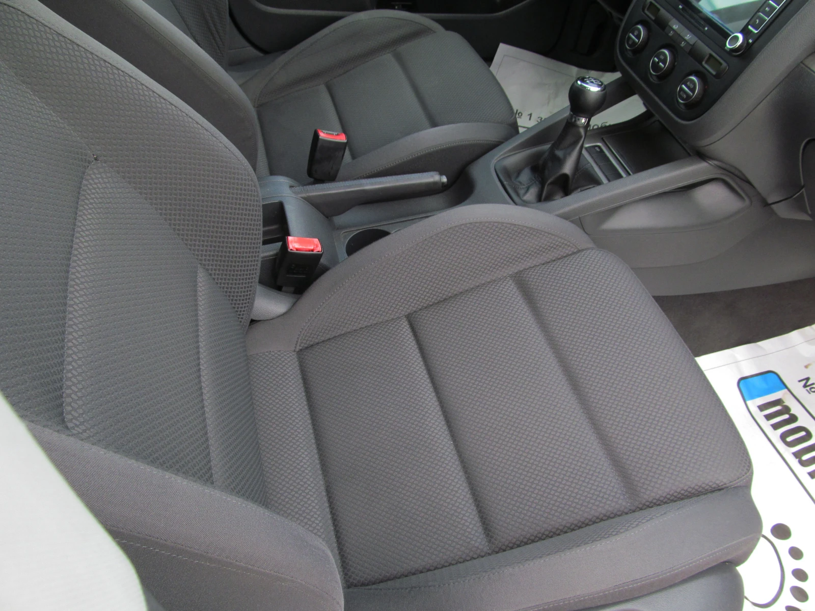 VW Golf 1.9TDI/БЕЗУПРЕЧЕН АВТОМОБИЛ - изображение 9