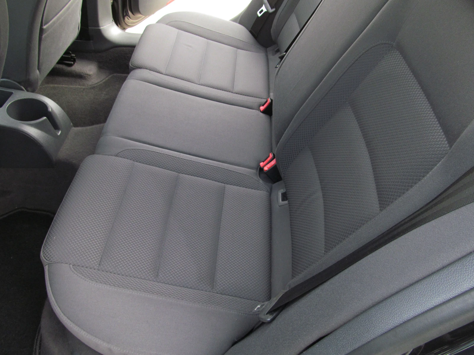 VW Golf 1.9TDI/БЕЗУПРЕЧЕН АВТОМОБИЛ - изображение 10