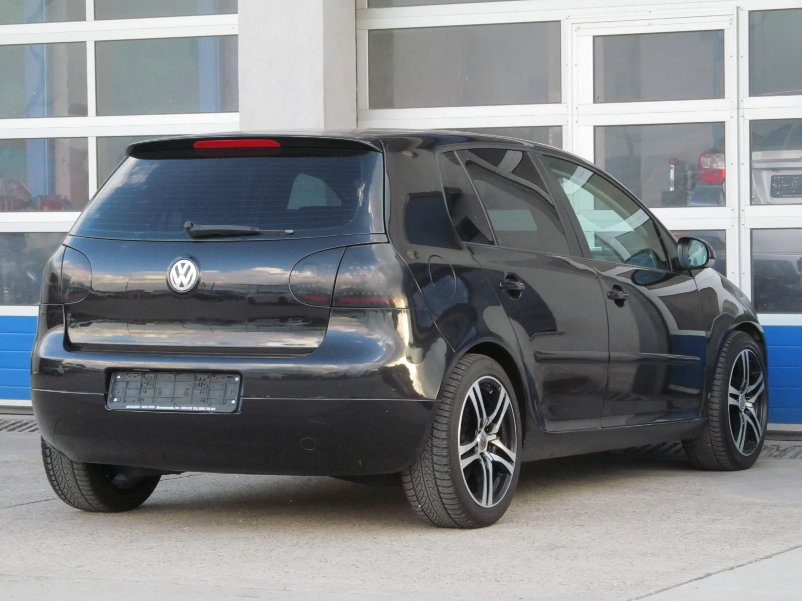 VW Golf 1.9TDI/БЕЗУПРЕЧЕН АВТОМОБИЛ - изображение 3