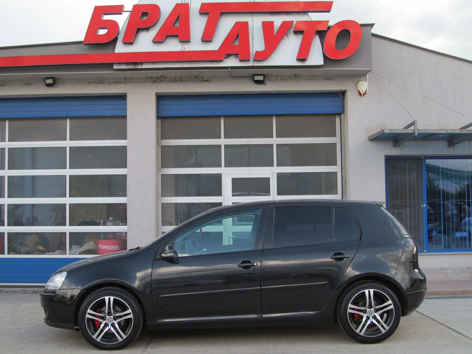 VW Golf 1.9TDI/БЕЗУПРЕЧЕН АВТОМОБИЛ - изображение 6