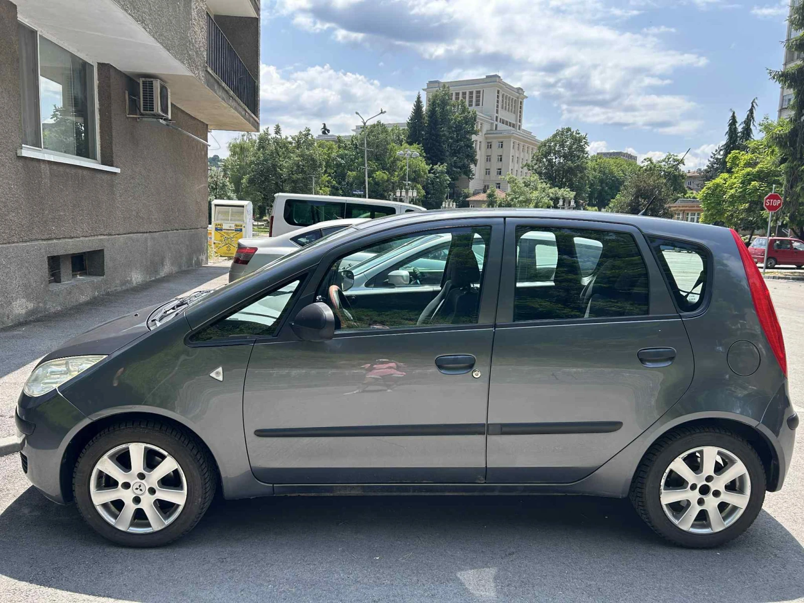 Mitsubishi Colt  - изображение 5
