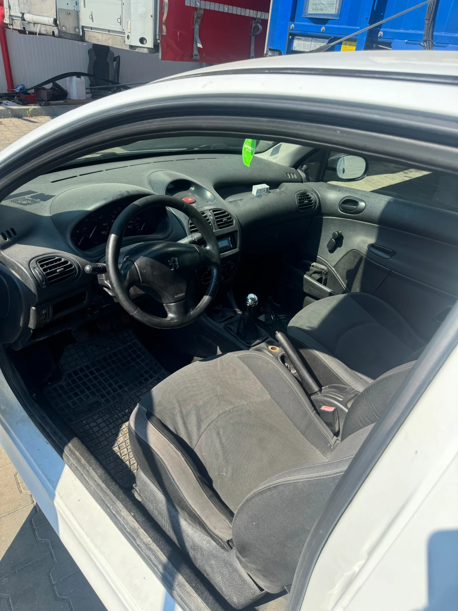 Peugeot 206  - изображение 8