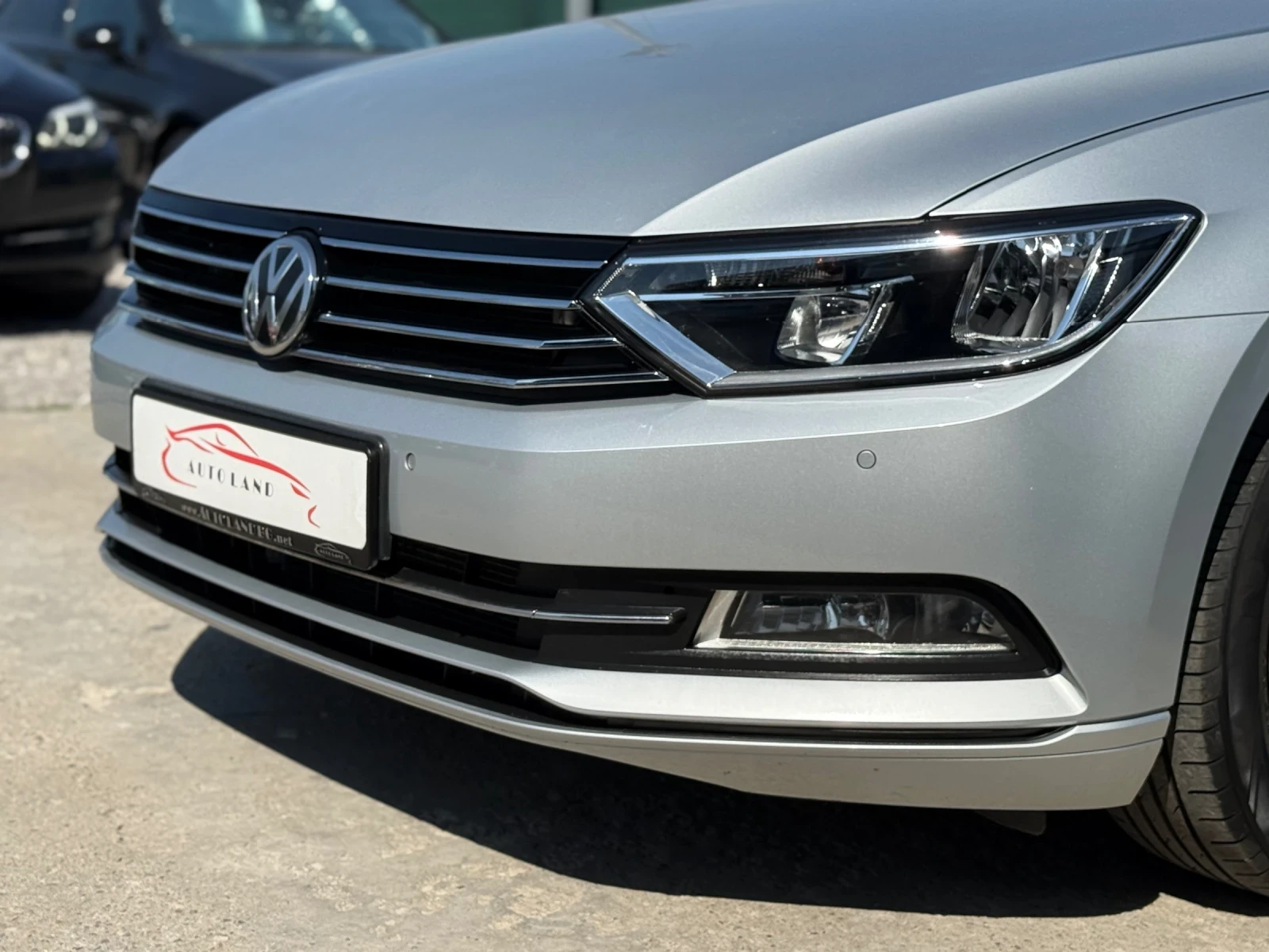 VW Passat LED/NAVI/CARPLAY/СОБСТВЕН ЛИЗИНГ - изображение 4