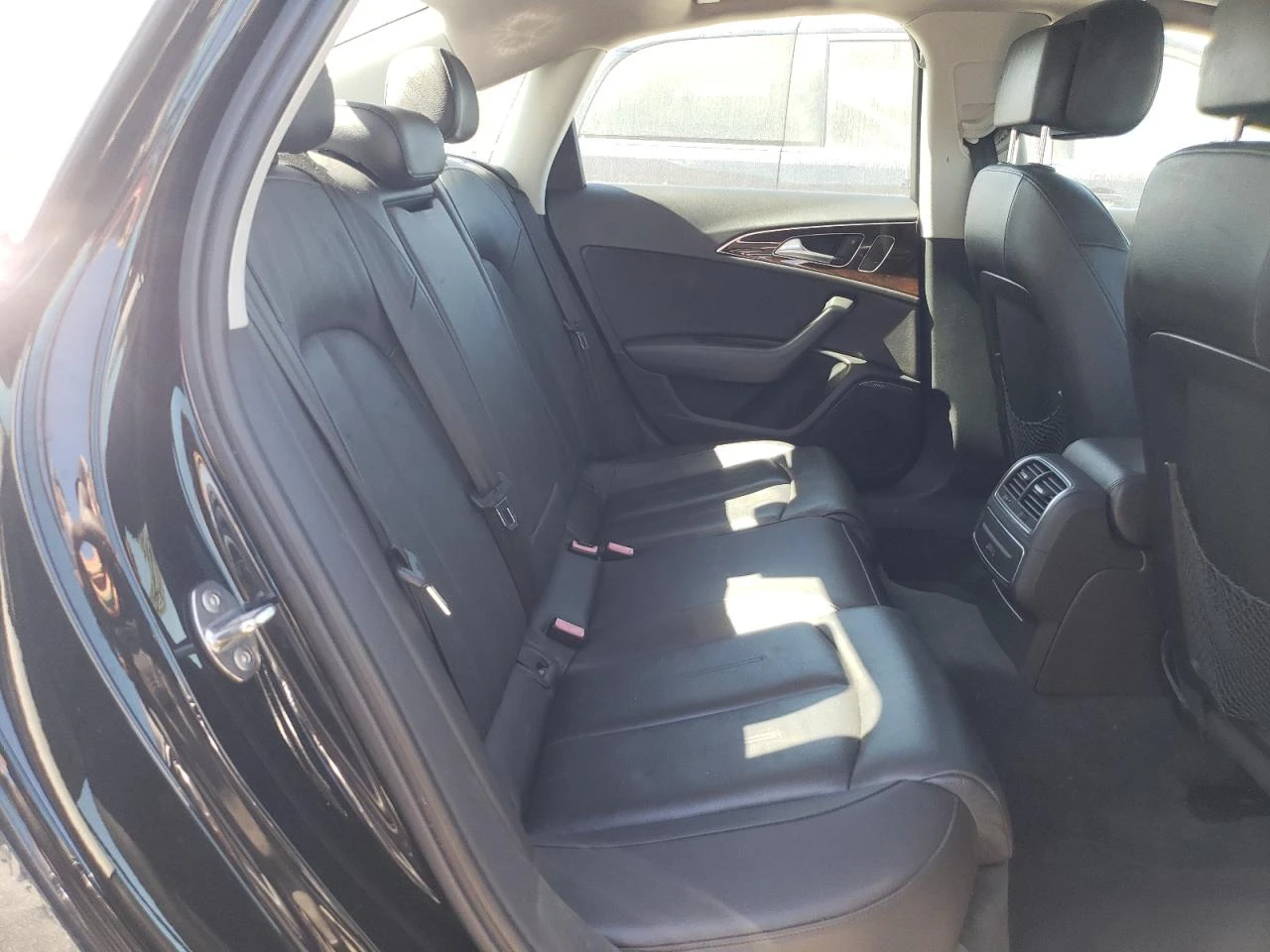 Audi A6 A6 Premium Plus / BOSE / Keyless / LED / - изображение 10