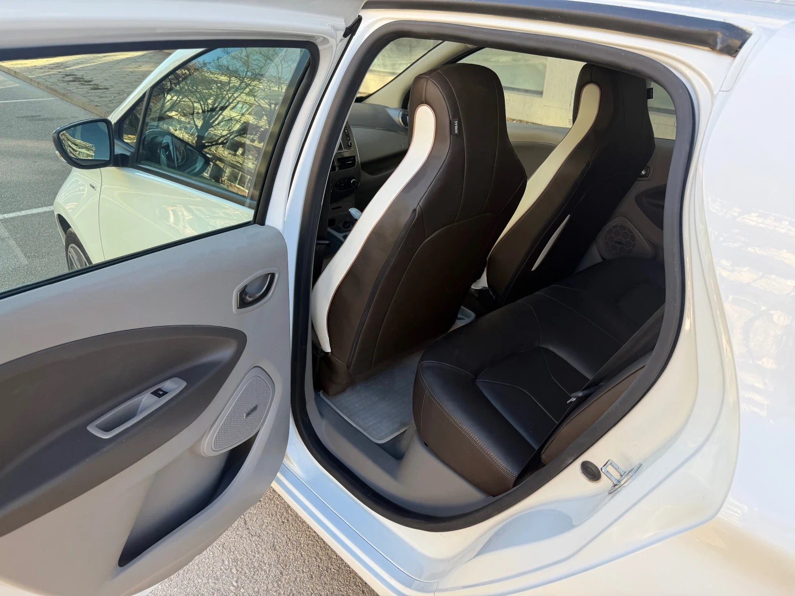 Renault Zoe 41kw, Bose, Камера, Парктроник, 50к км - изображение 10