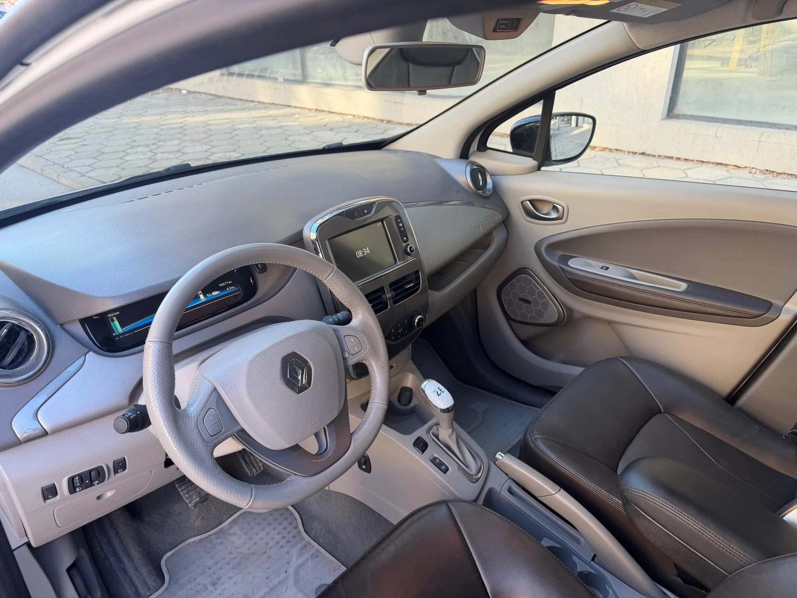 Renault Zoe 41kw, Bose, Камера, Парктроник, 50к км - изображение 9