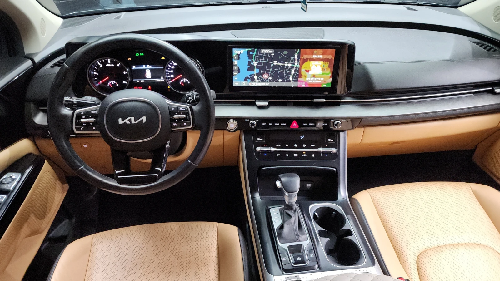 Kia Carnival 4th generation 9 Seater - изображение 4