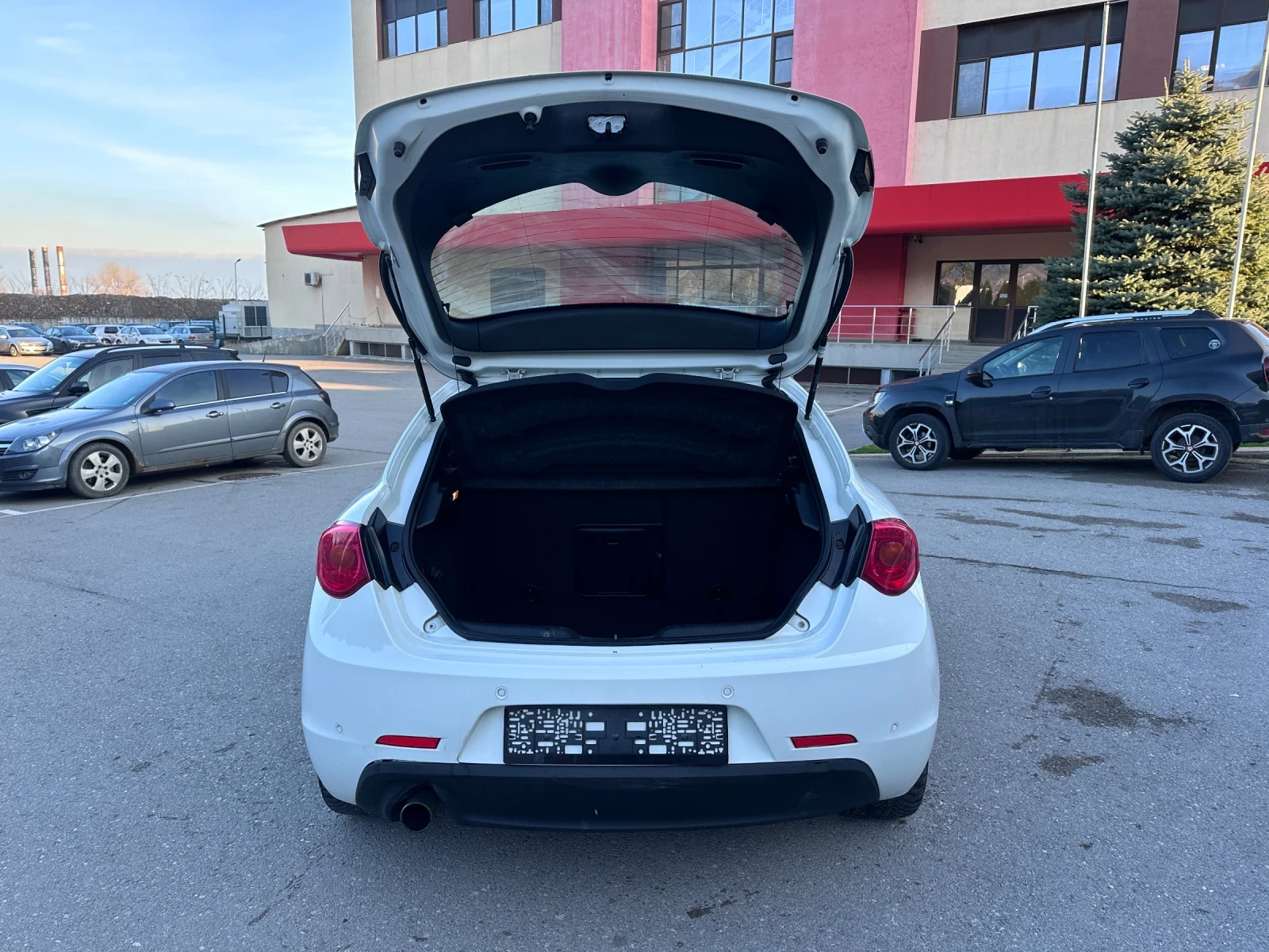 Alfa Romeo Giulietta 1.4i TURBO -  -   | Mobile.bg   17