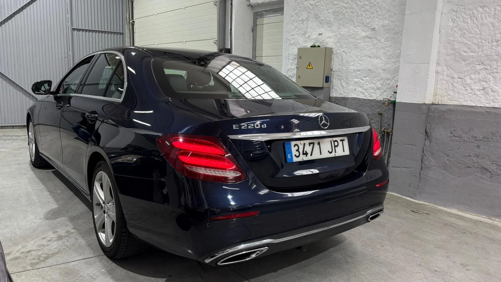 Mercedes-Benz E 220 Head up/Keyless go/Digital/Amg | Mobile.bg � ����������� 6