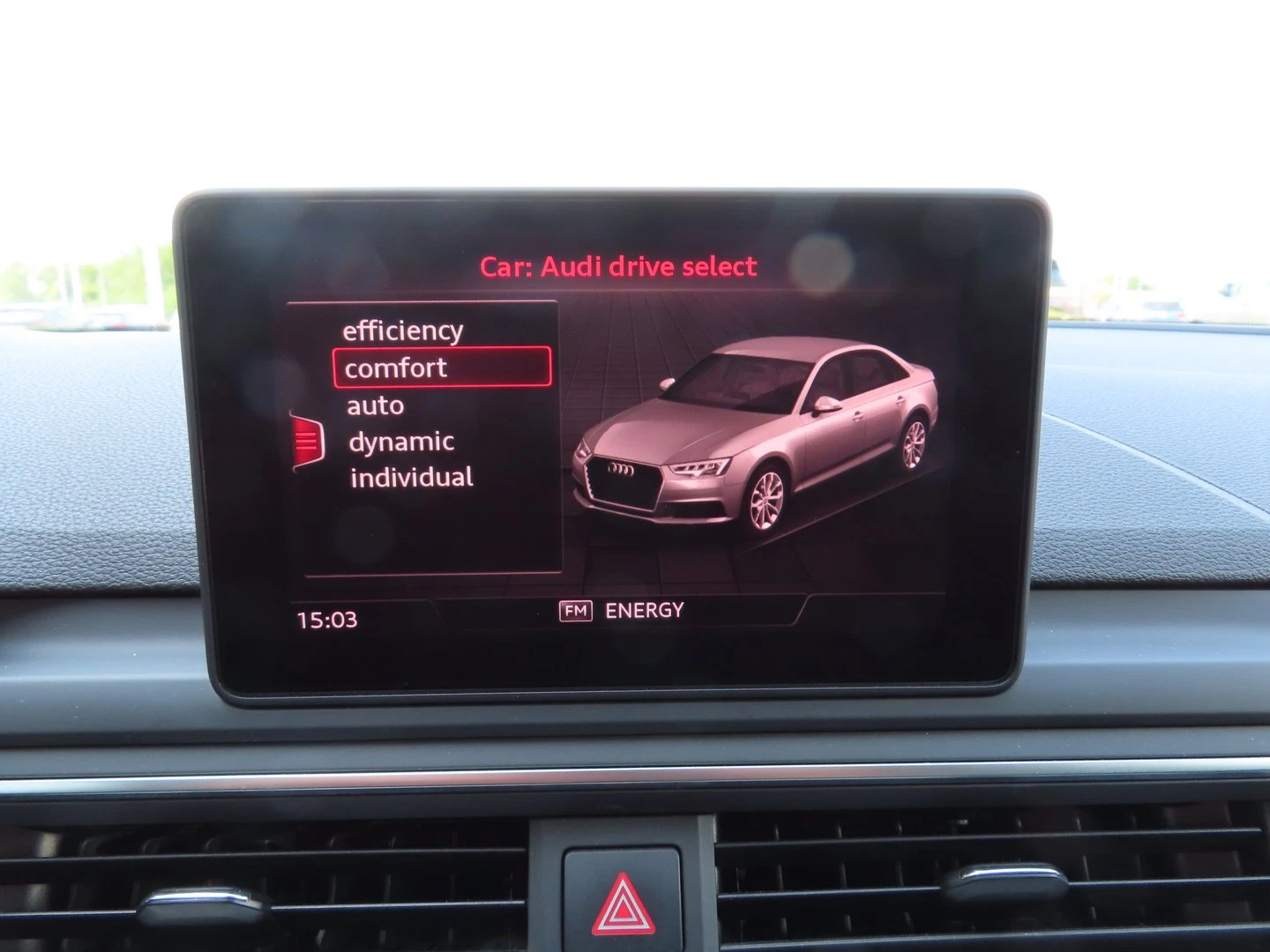 Audi A4 2.0 TDI quattro - изображение 8