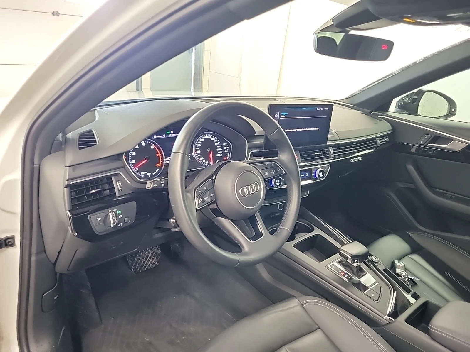 Audi A4 QUATTRO| PANORAMA| CARFAX|  | Mobile.bg � ����������� 12