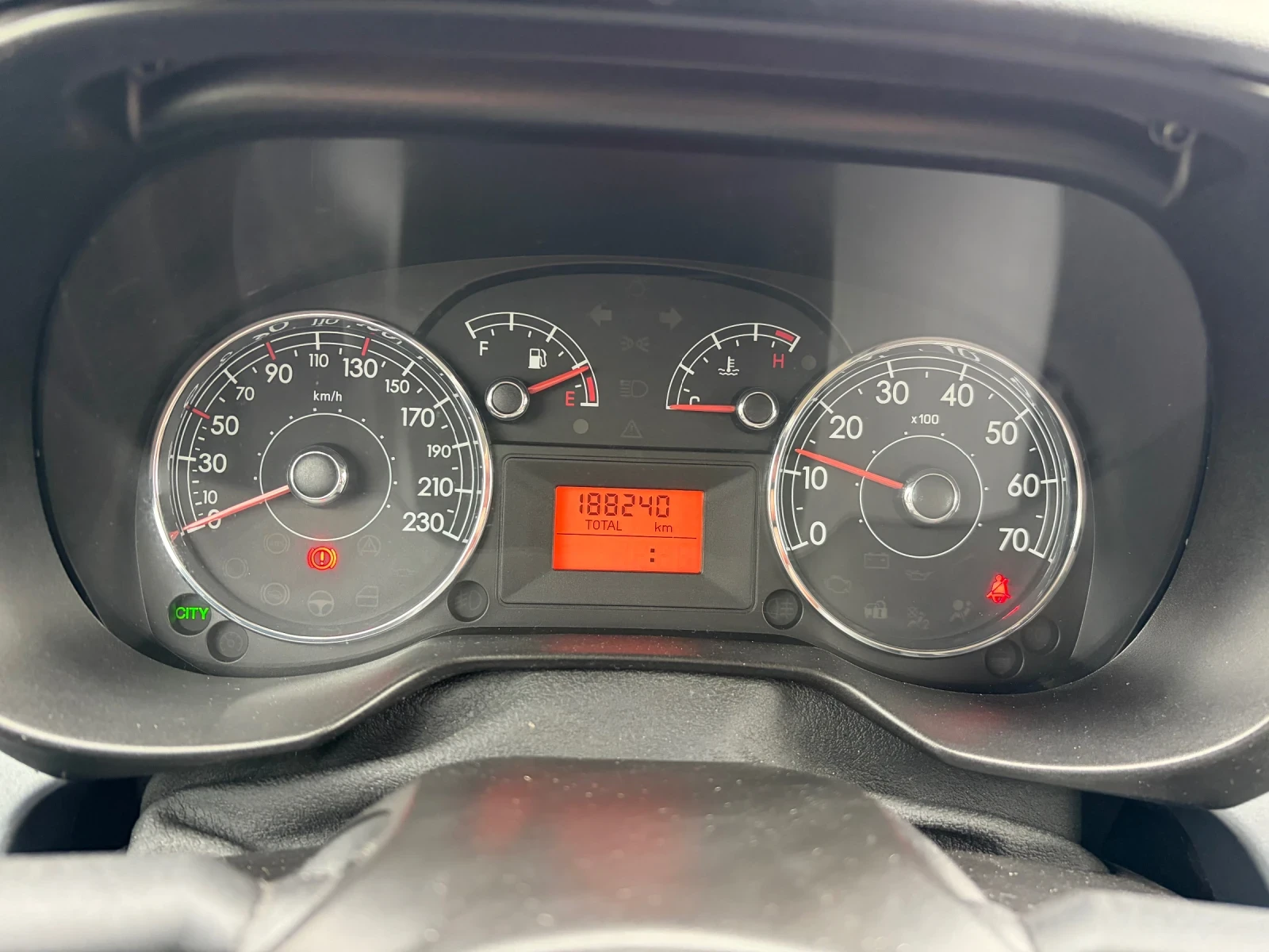 Fiat Punto 1.2i 65hp | Mobile.bg � ����������� 11