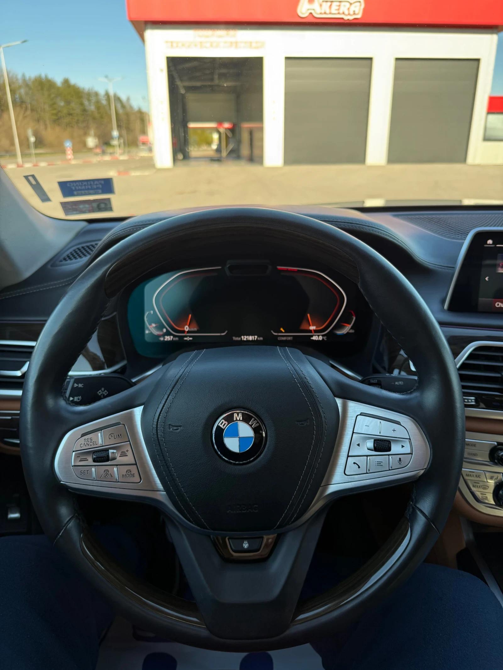 BMW 750 750i xDrive , снимка 8 - Автомобили и джипове - 53988482