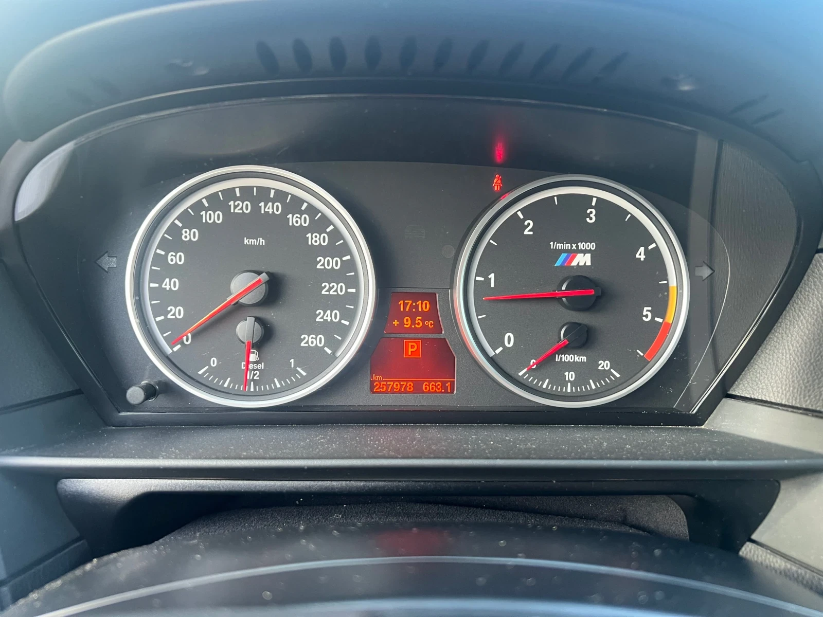 BMW 525 LCI, снимка 8 - Автомобили и джипове - 54064576