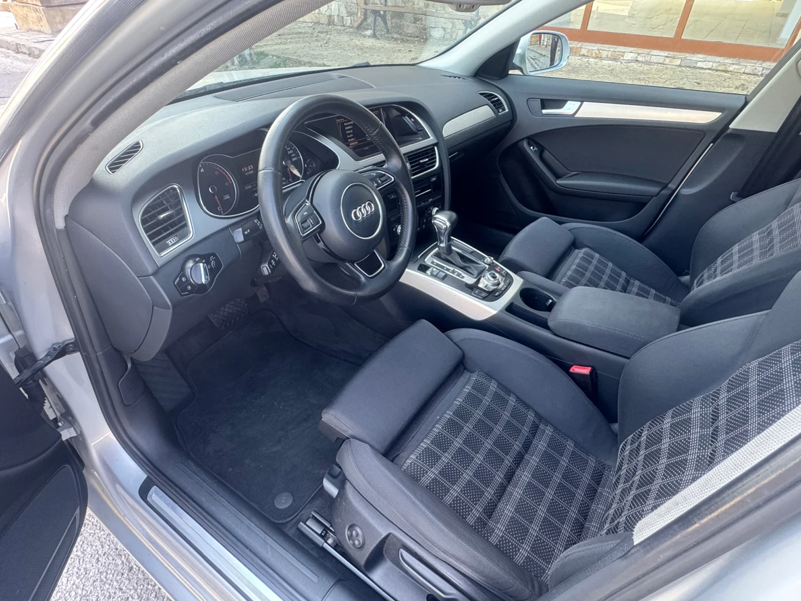 Audi A4, снимка 12 - Автомобили и джипове - 54160048