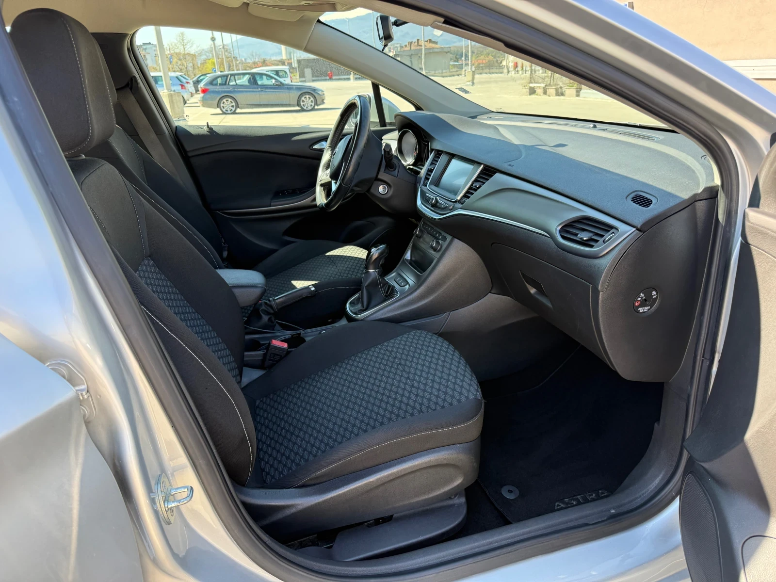 Opel Astra K, снимка 11 - Автомобили и джипове - 54245655