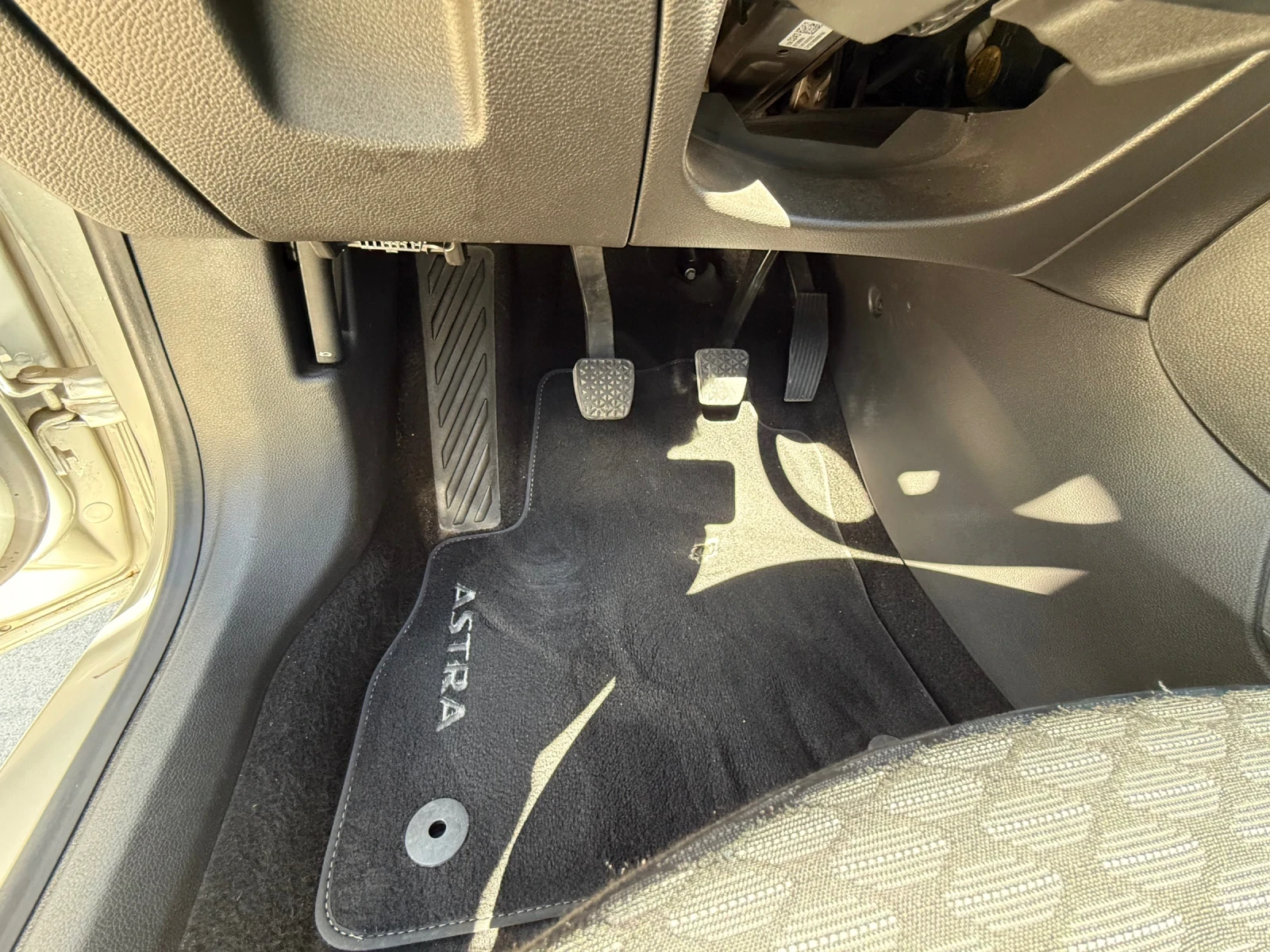 Opel Astra K, снимка 16 - Автомобили и джипове - 54245655