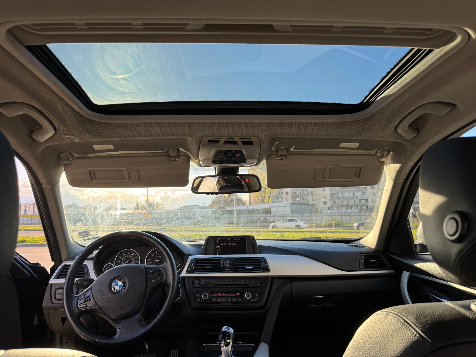 BMW 320, снимка 5 - Автомобили и джипове - 54260534