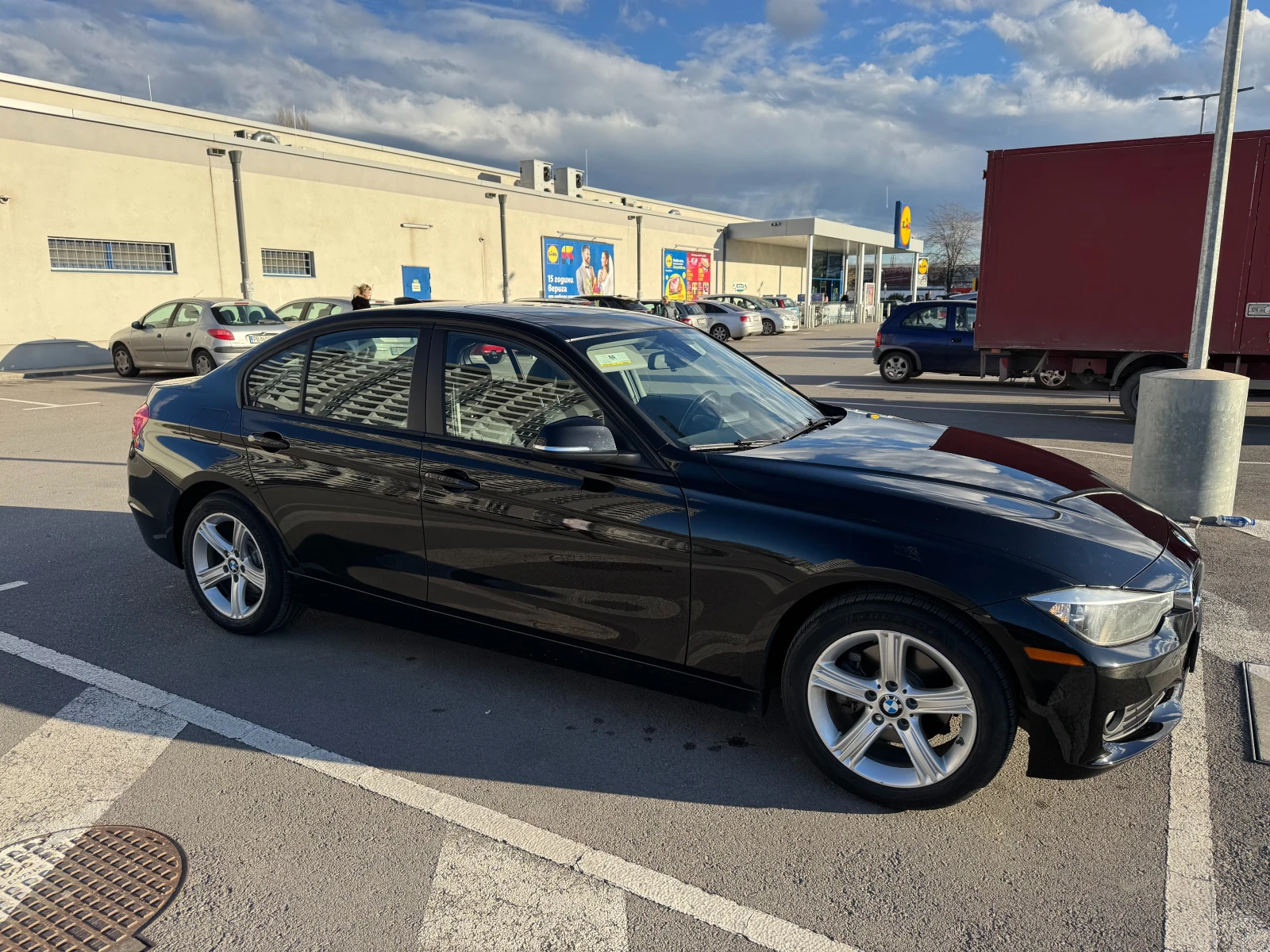 BMW 320, снимка 4 - Автомобили и джипове - 54260534