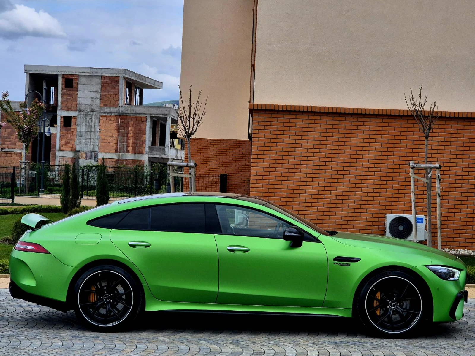 Mercedes-Benz AMG GT 63S* E-PERFORMANCE* EDITION* CARBON* CERAMIC, снимка 6 - Автомобили и джипове - 54384156