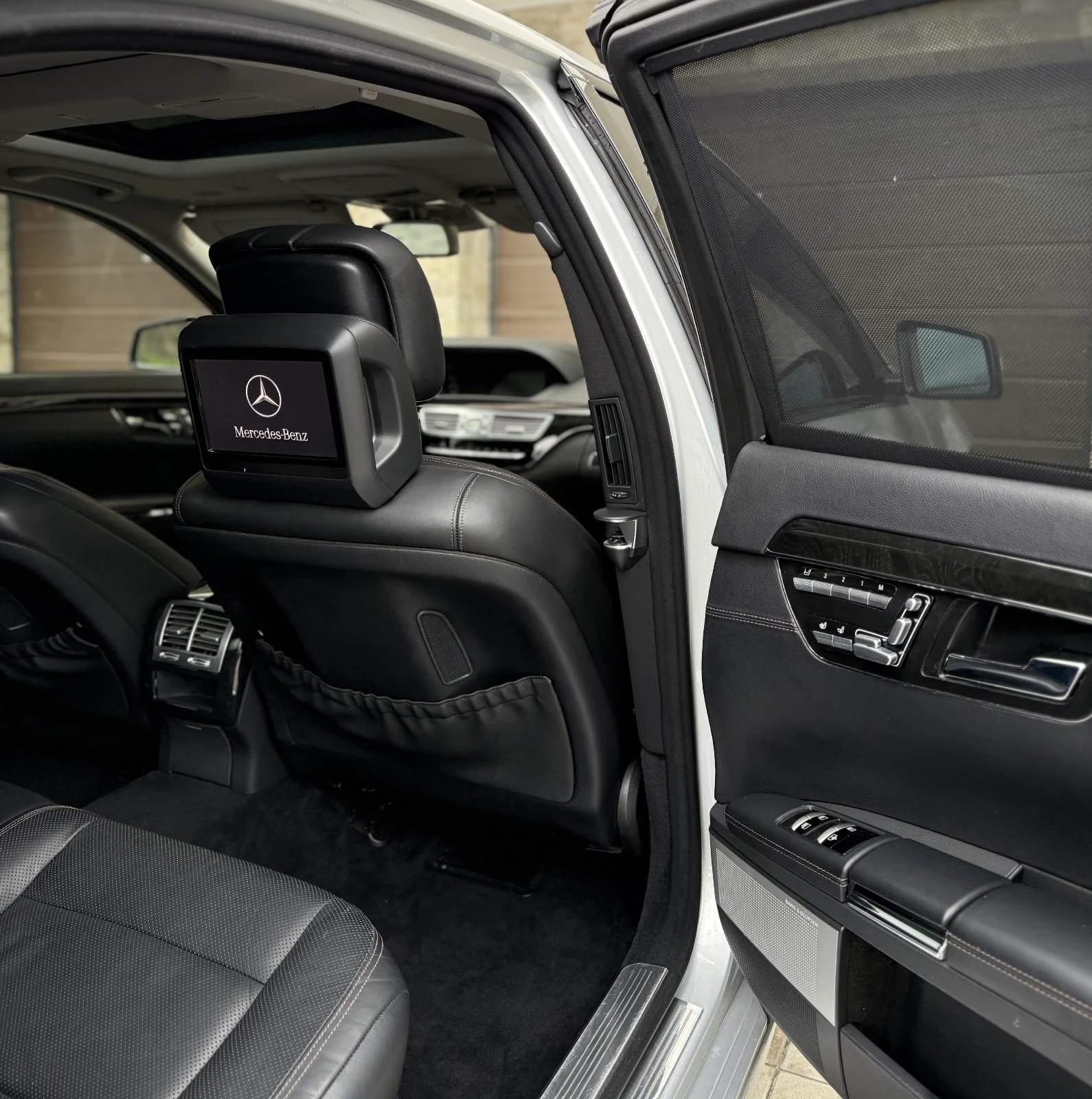 Mercedes-Benz S 500 * AMG* 3XTV* FULL MAXX* , снимка 10 - Автомобили и джипове - 54417600