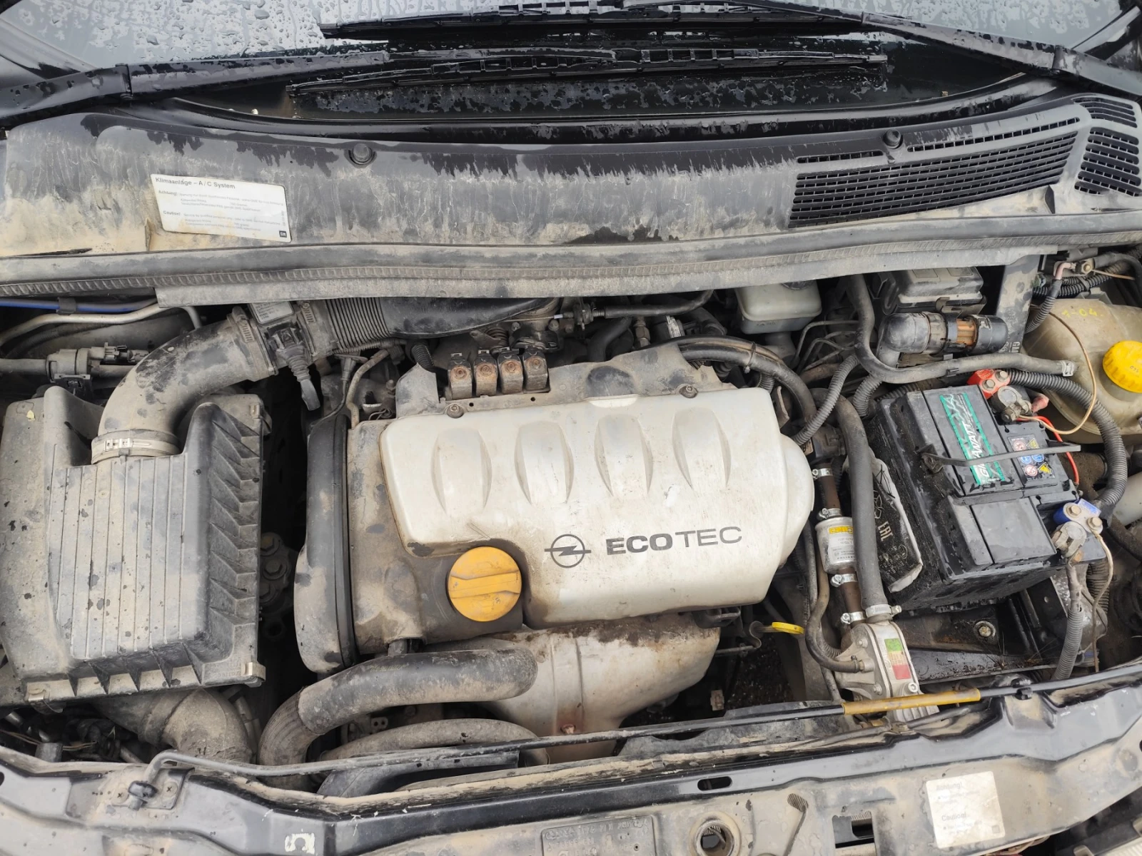 Opel Zafira 1.8, снимка 6 - Автомобили и джипове - 54641393