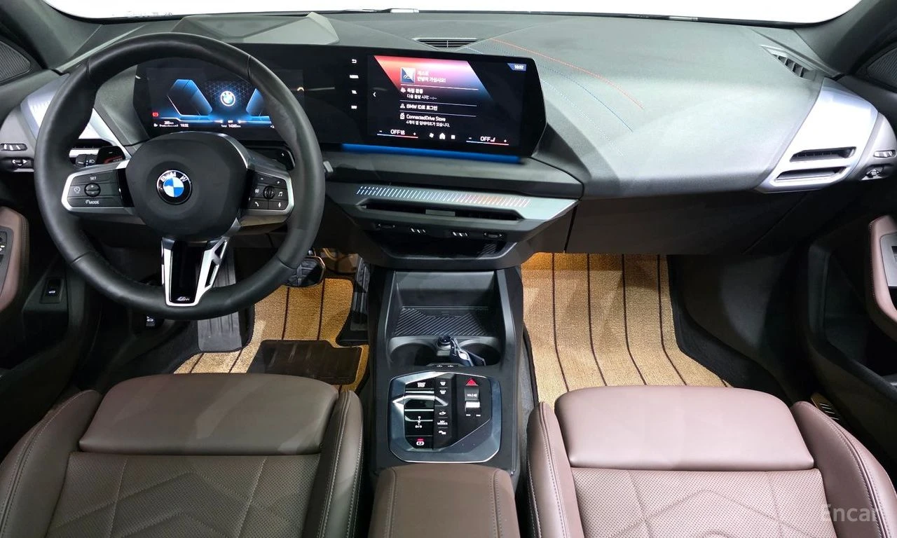 BMW 120 * M-SPORT* КОЖА* ПОДГРЕВ* ПАНОРАМА* HARMAN KARDON*, снимка 6 - Автомобили и джипове - 54659284