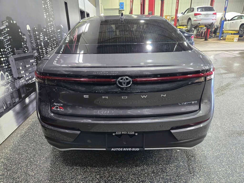 Toyota Crown Limited AWD | Mobile.bg � ����������� 6
