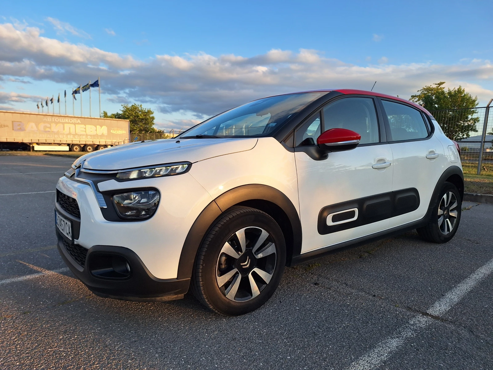 Citroen C3  SHINE PureTech 110 S&S ЕАТ6