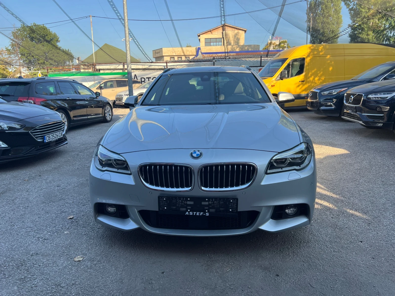 BMW 535 D  xDrive keyless M-Pack Facelift , снимка 2 - Автомобили и джипове - 55703101