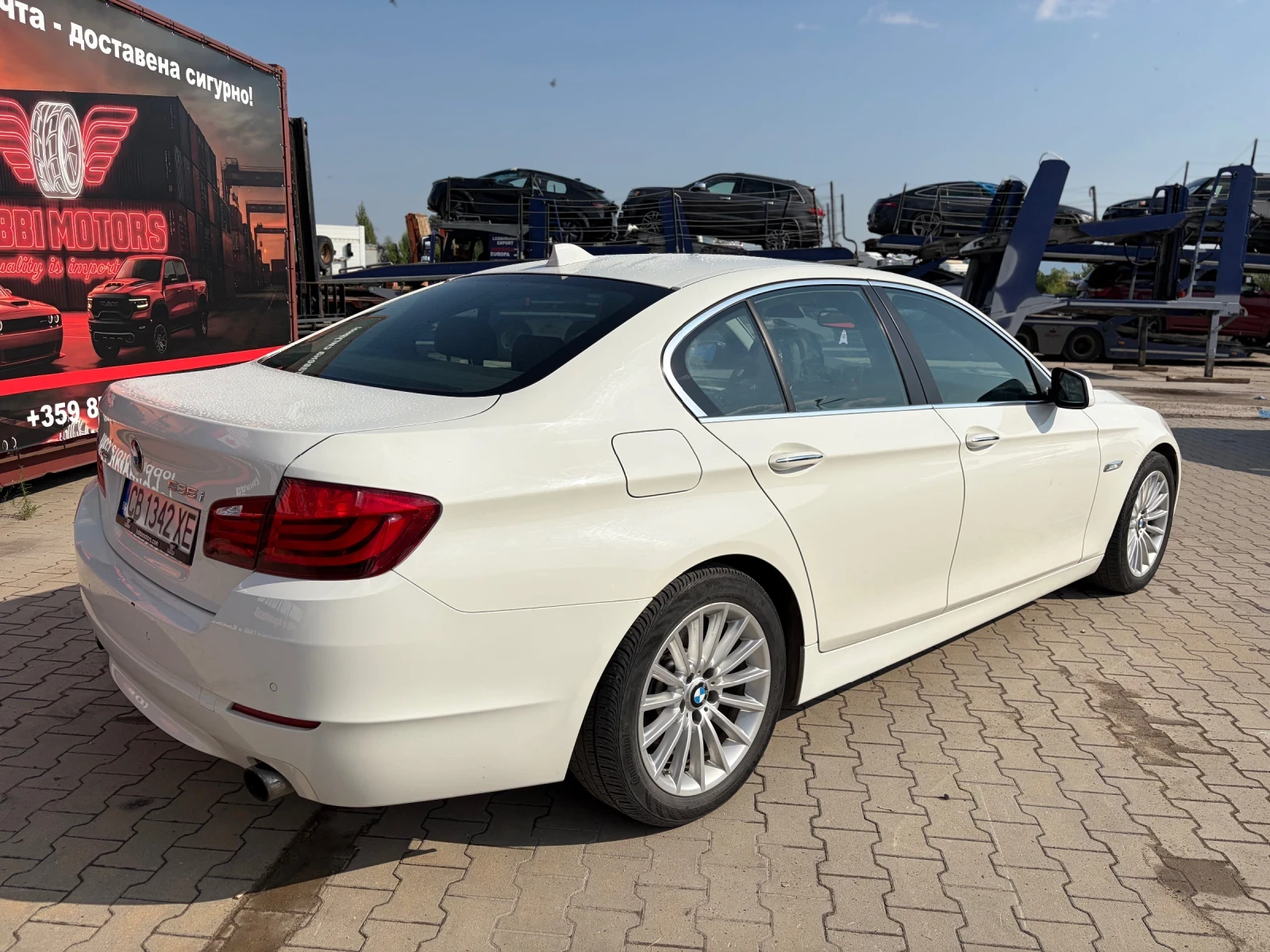 BMW 535 i, HiFi, Keyless, подгреви, снимка 3 - Автомобили и джипове - 55830034