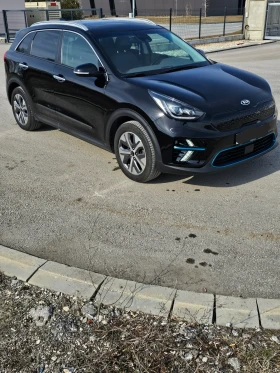 Kia Niro Фейслифт/64KW/204/ термо помпа/всички екстри, снимка 4