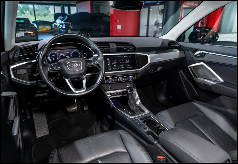 Audi Q3 Quattro* Progressiv, снимка 9 - Автомобили и джипове - 51331013