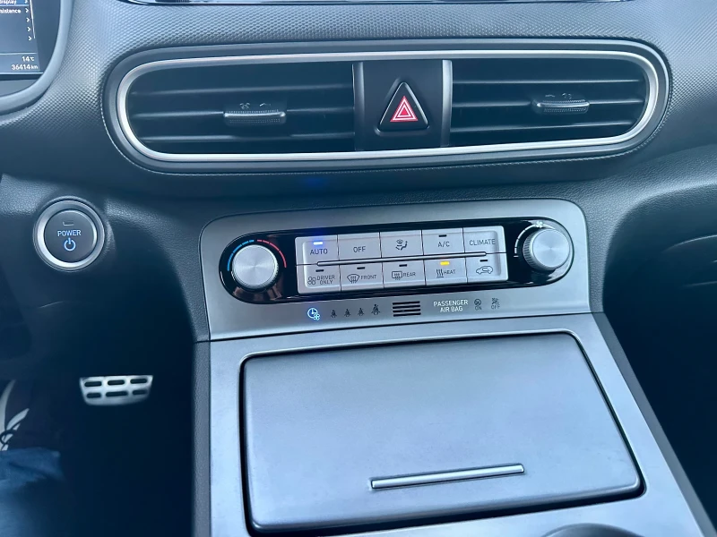 Hyundai Kona Electric, снимка 13 - Автомобили и джипове - 52698330