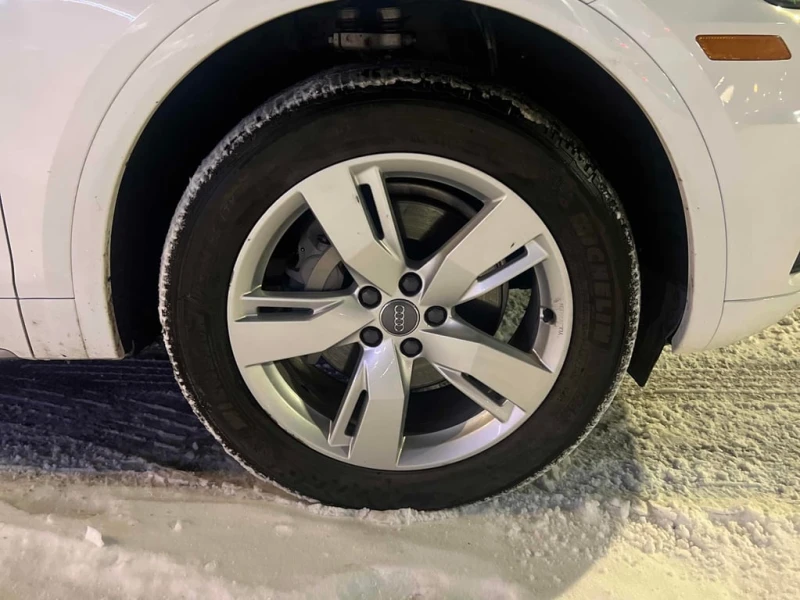 Audi Q5 * Technik * CARFAX * ЦЕНА ДО БГ, снимка 7 - Автомобили и джипове - 52913005