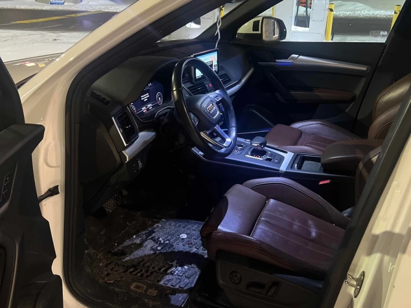 Audi Q5 * Technik * CARFAX * ЦЕНА ДО БГ, снимка 6 - Автомобили и джипове - 52913005