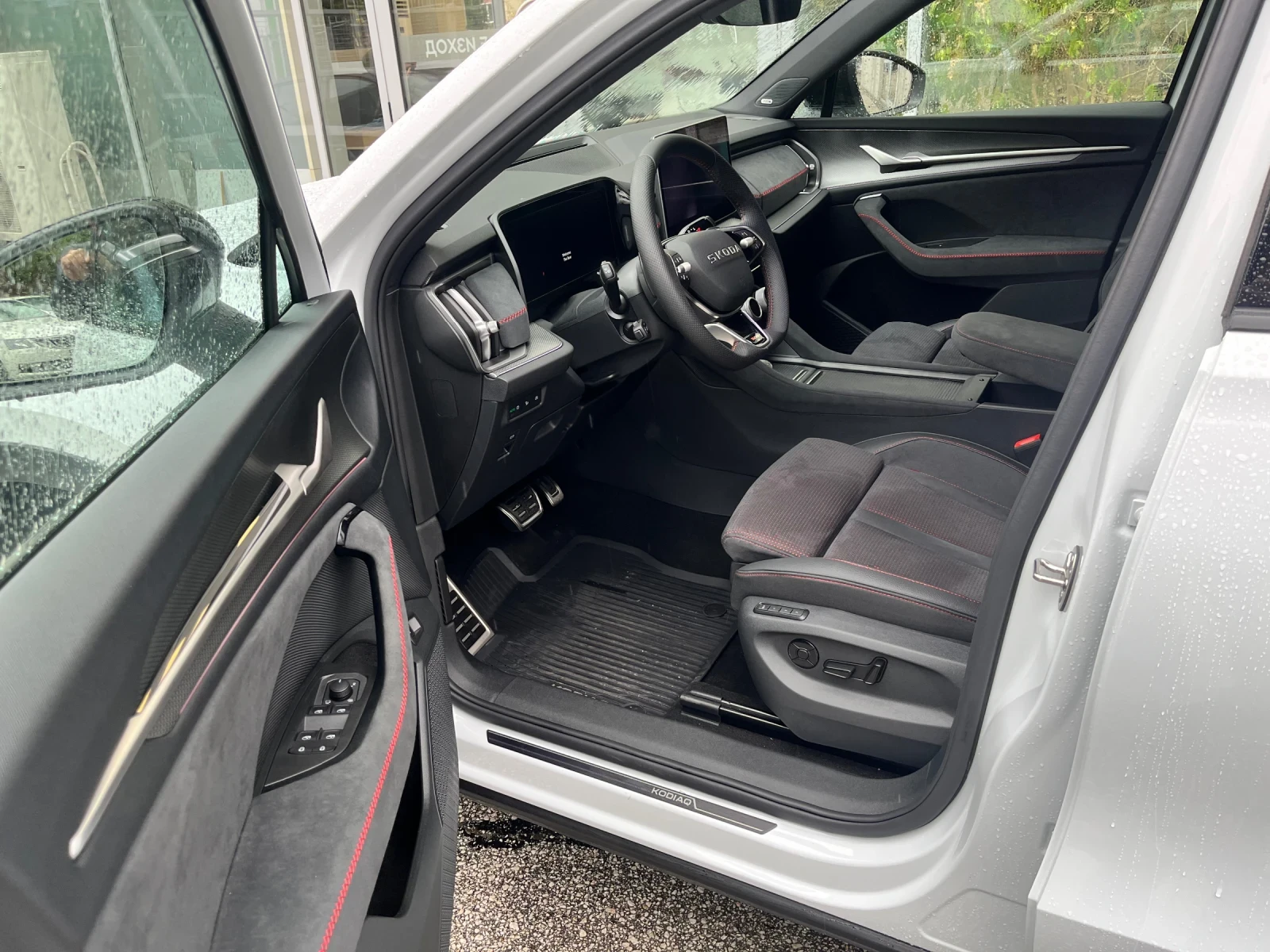 Skoda Kodiaq RS 2, 0 TSI 265 к.с. 7-степенна автоматична, 4x4 - изображение 7