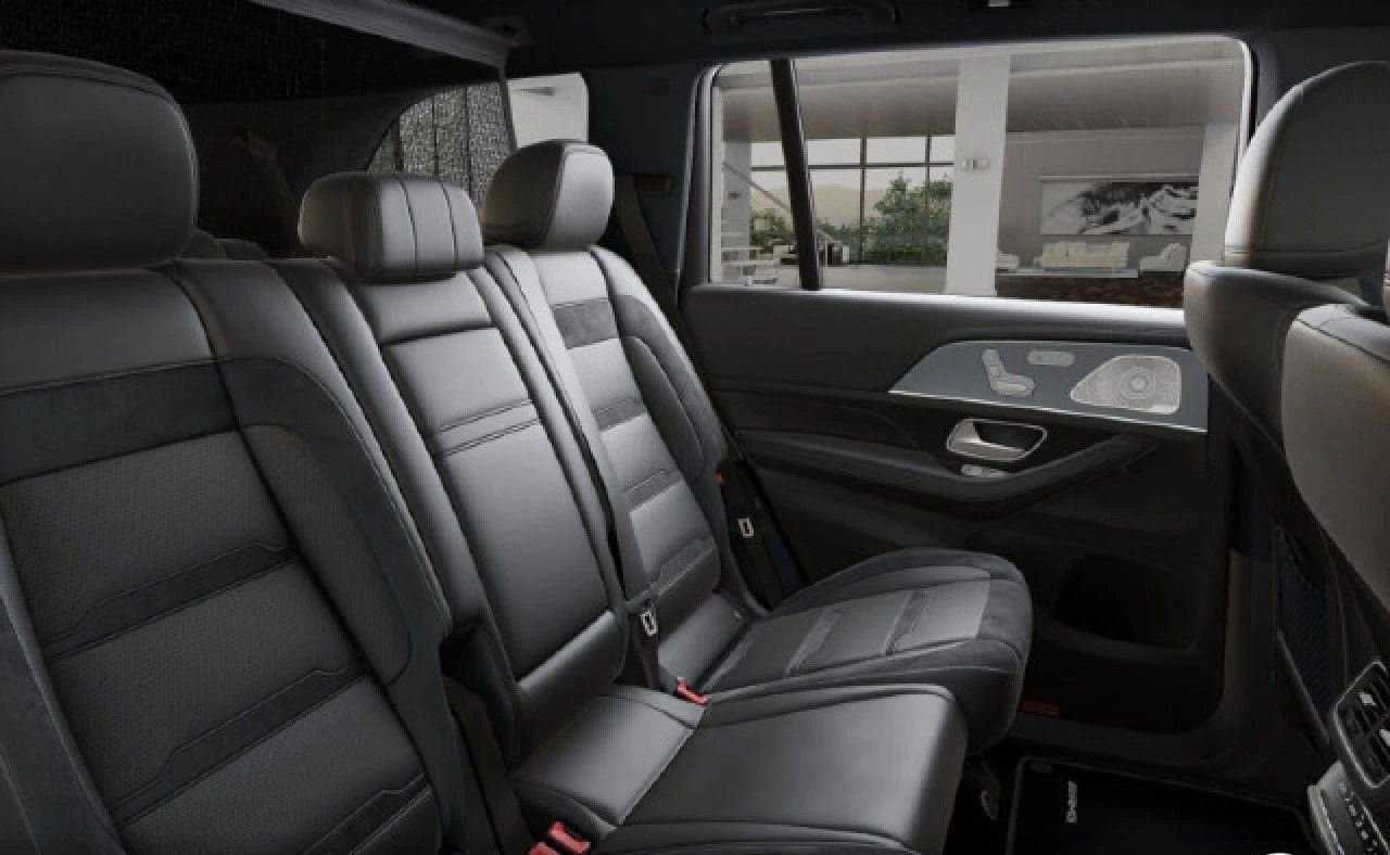 Mercedes-Benz GLS 63 AMG /4-MATIC/FACELIFT/BURM/PANO/HEAD UP/360/MULTIBEAM/ - изображение 8