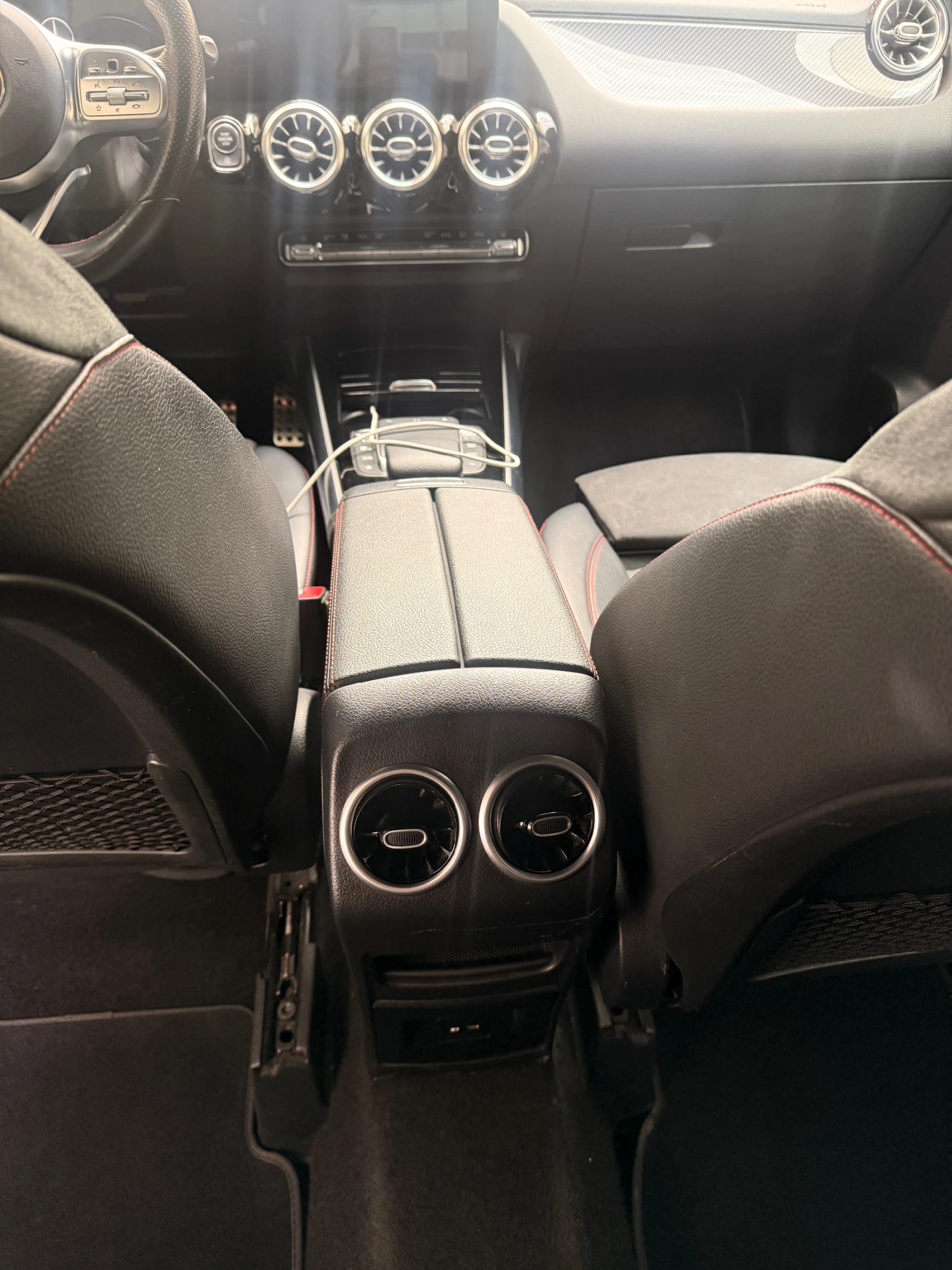 Mercedes-Benz GLA 220 AMG Line, Carbon, 4Matic, снимка 16 - Автомобили и джипове - 54044624