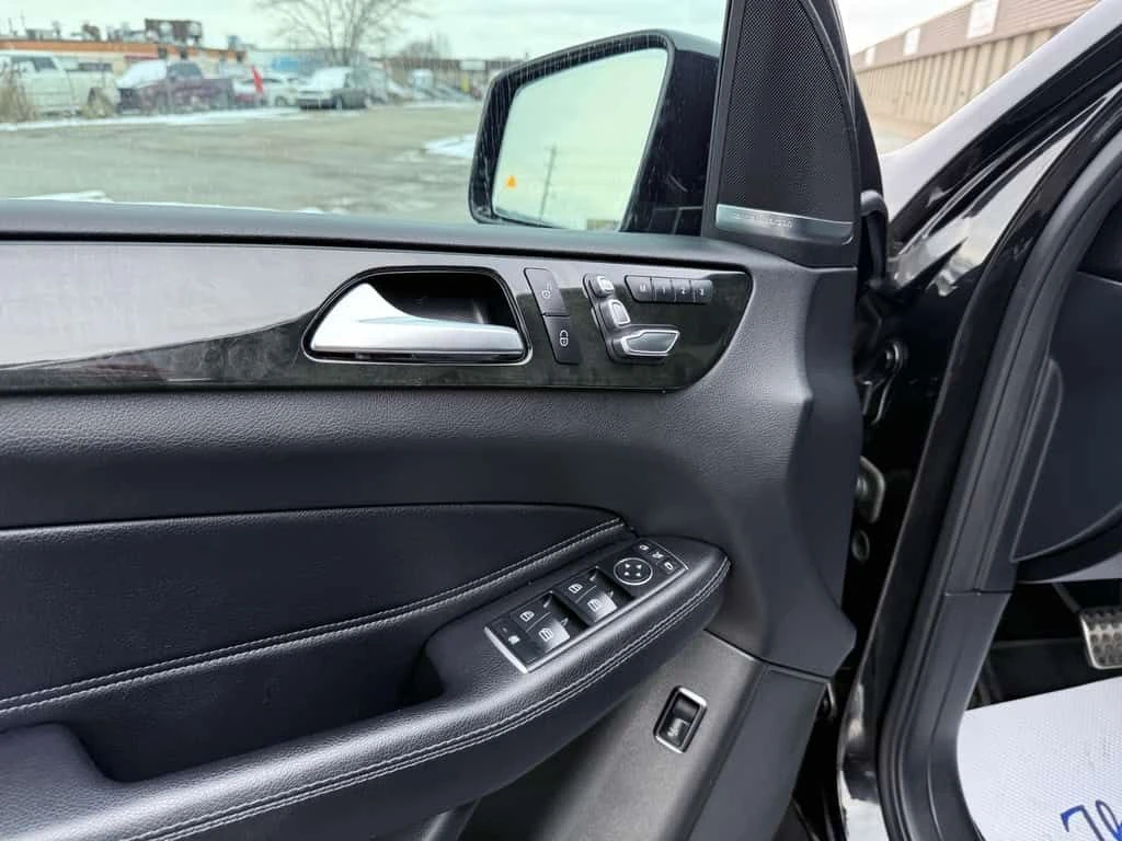 Mercedes-Benz GLE 400 4MATIC/Pano/360/ФИКСИРАНА ЦЕНА ДО БГ, снимка 12 - Автомобили и джипове - 54137543