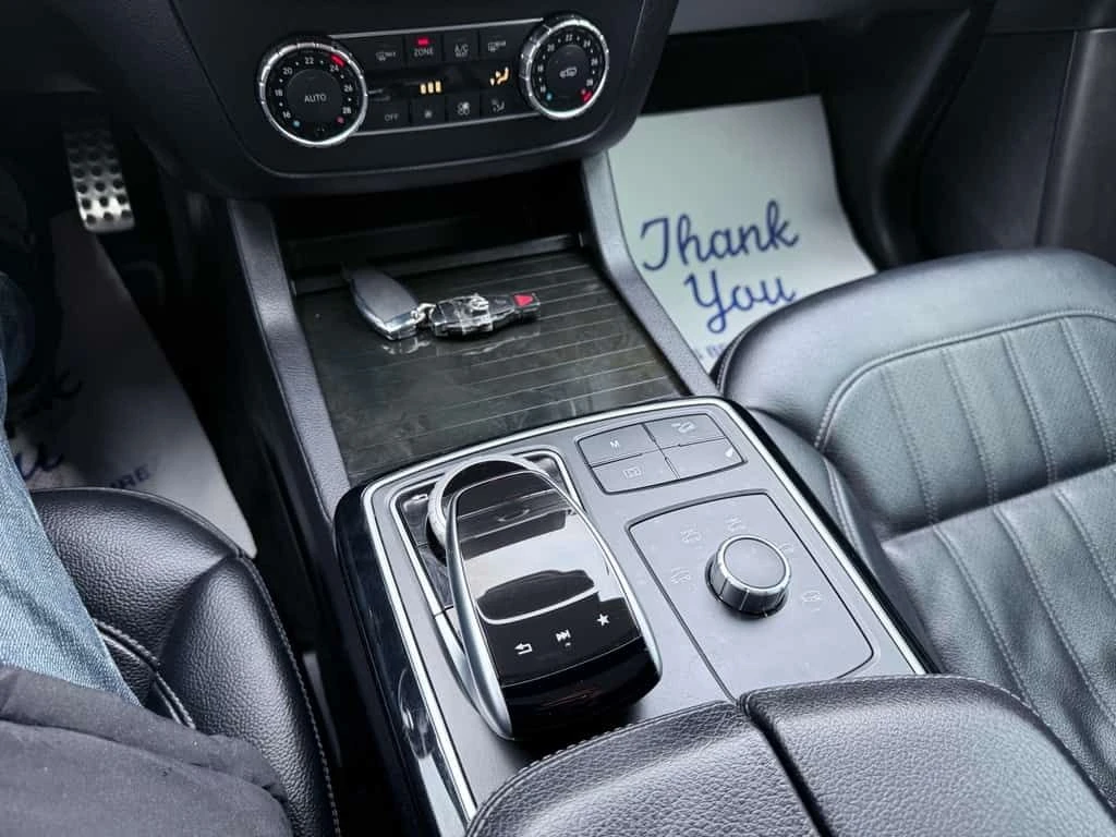 Mercedes-Benz GLE 400 4MATIC/Pano/360/ФИКСИРАНА ЦЕНА ДО БГ, снимка 15 - Автомобили и джипове - 54137543