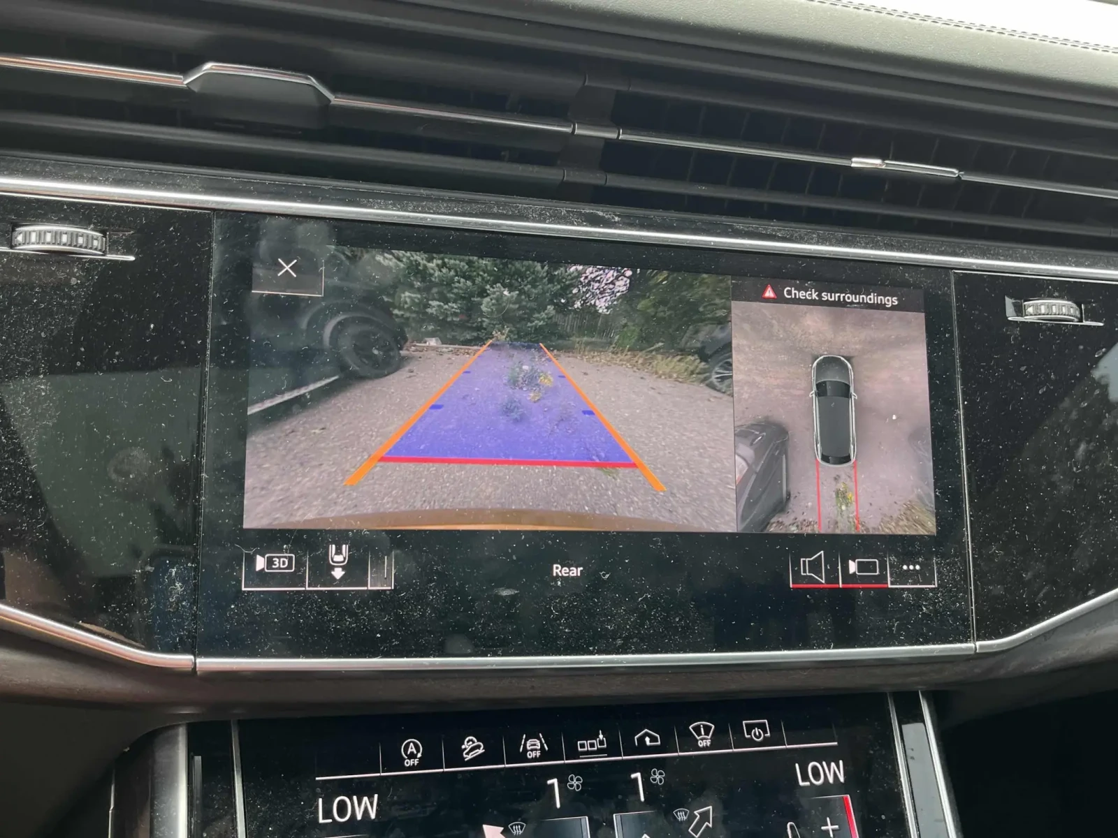 Audi Q8 | TECHNIK | CARFAX | ���� �� �������� & ���������� | Mobile.bg � ����������� 9