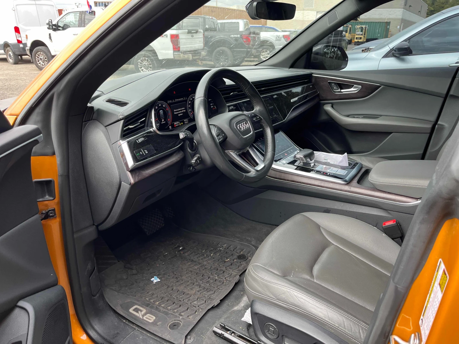 Audi Q8 | TECHNIK | CARFAX | ���� �� �������� & ���������� | Mobile.bg � ����������� 6