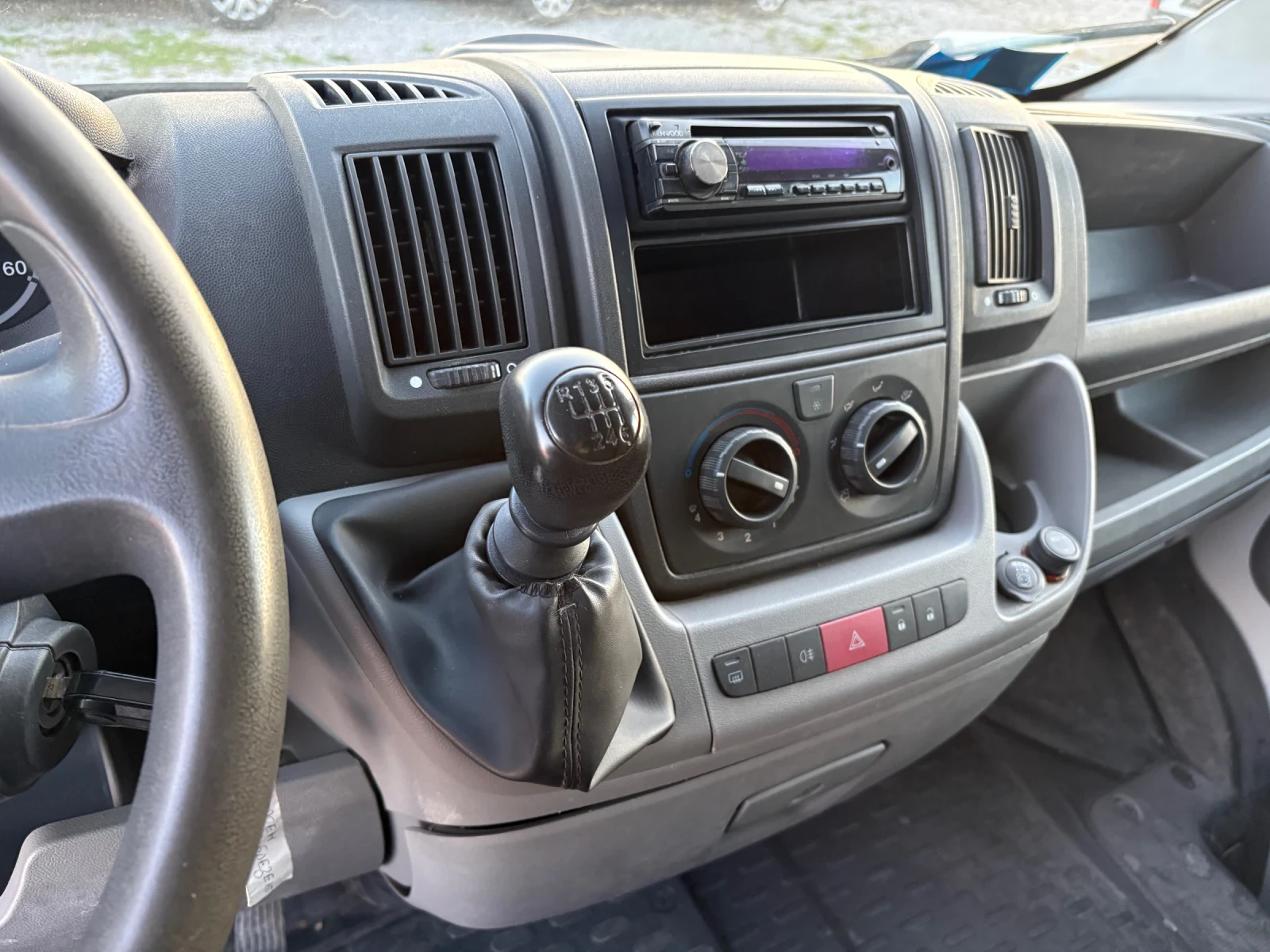 Citroen Jumper, снимка 12 - Бусове и автобуси - 53786880