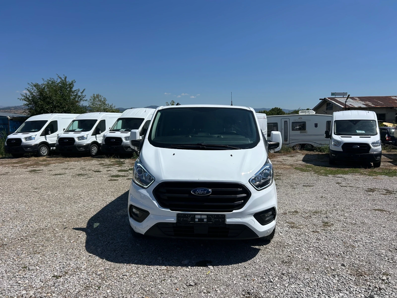 Ford Transit Custom 2.0d 131kc euro6, снимка 2 - Бусове и автобуси - 55725191