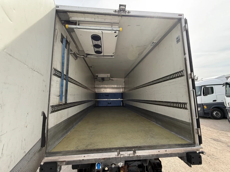 Scania R 400 НОВ ВНОС BI-TEMPERATURE Регистриран, снимка 6 - Камиони - 52666377