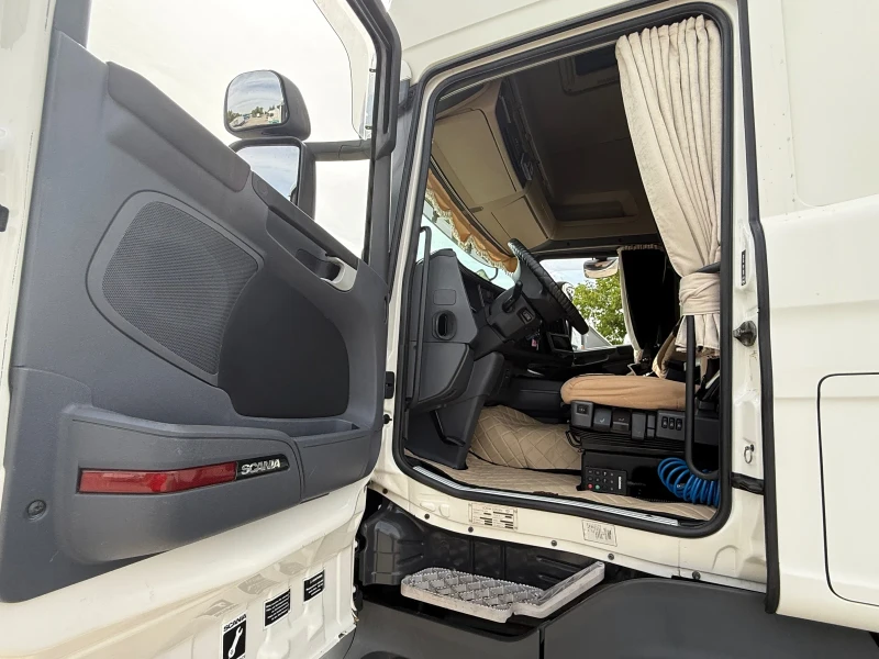 Scania R 400 НОВ ВНОС BI-TEMPERATURE Регистриран, снимка 7 - Камиони - 52666377